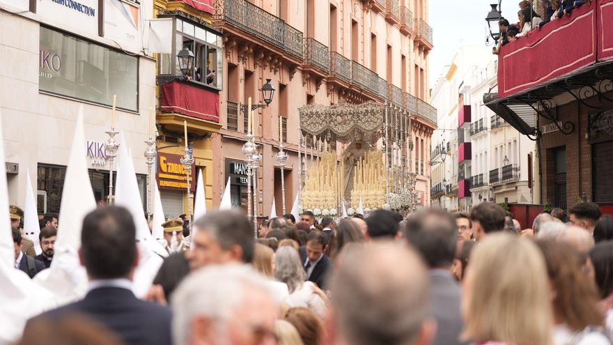 Comerciantes celebran la alta ocupación de turistas en Semana Santa y animan al crecimiento de los cruceros