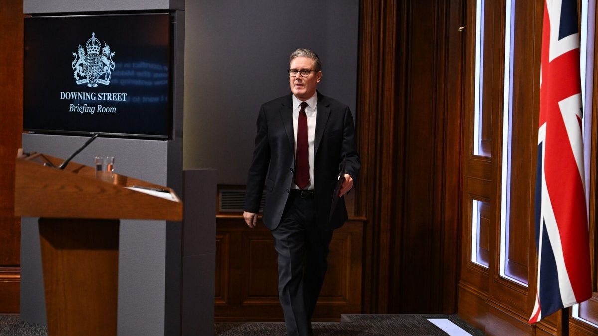 El primer ministro británico, Keir Starmer, este lunes durante una rueda de prensa en Downing Street, en Londres. EFE/EPA/Chris J. Ratcliffe / POOL