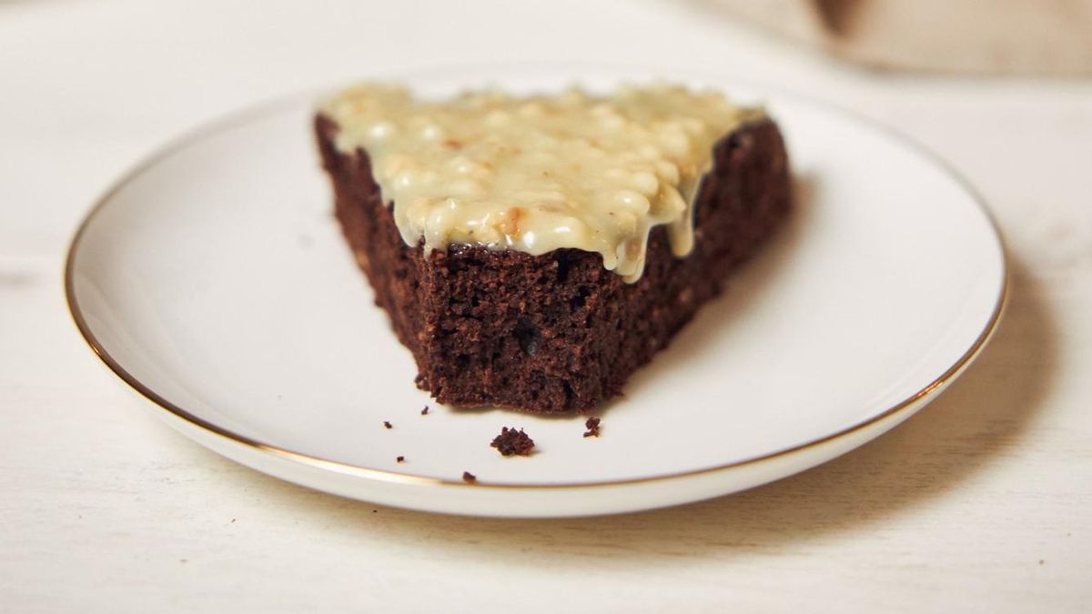 Porción de tarta Guinness