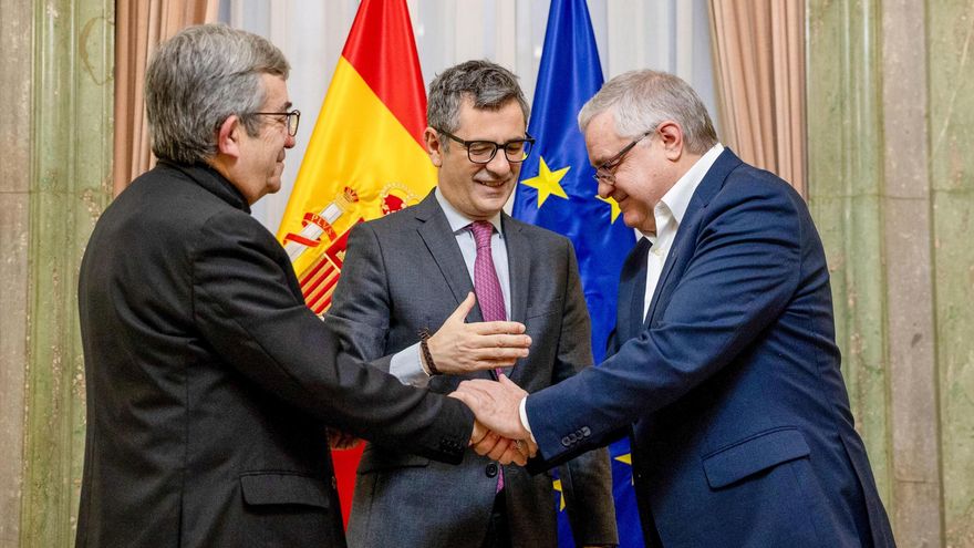 Gobierno e Iglesia firman un acuerdo histórico para la reparación de las víctimas de pederastia