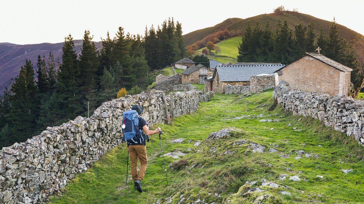 Un tramo del Camino Primitivo en Montefurado