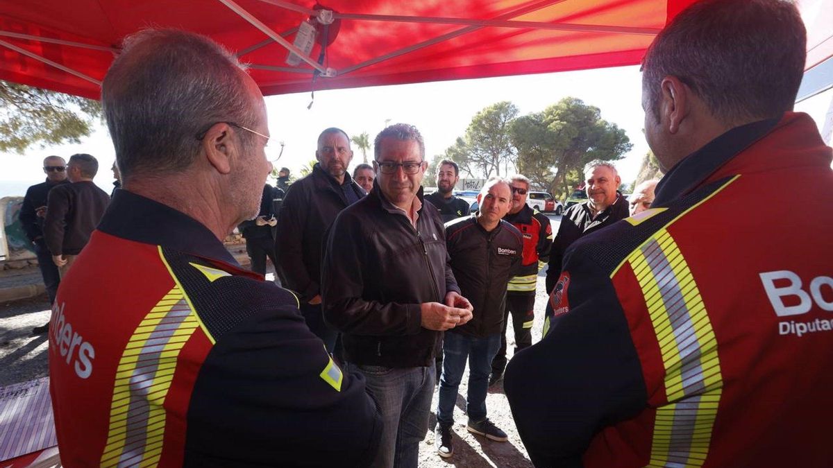 Puesto de mando del incendio de Altea.