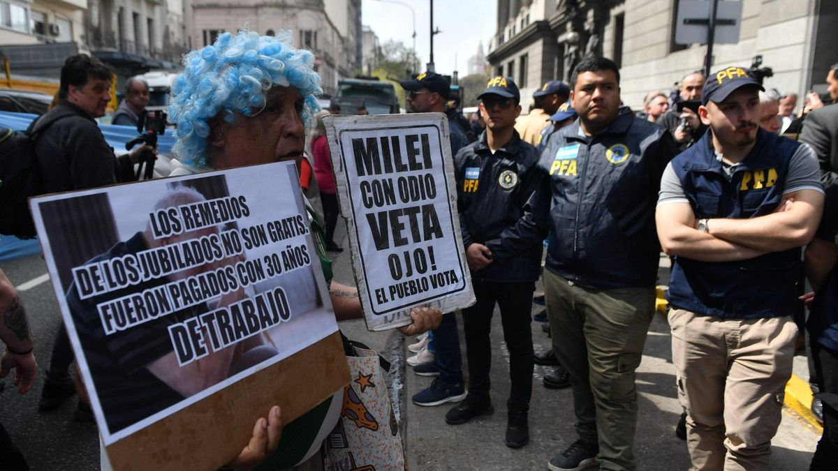 Unos 1.100 efectivas de las diferentes fuerzas federales están abocados al megaoperativo de seguridad que dispuso el Gobierno en los alrededores del Congreso, donde se lleva a cabo la Marcha Federal.