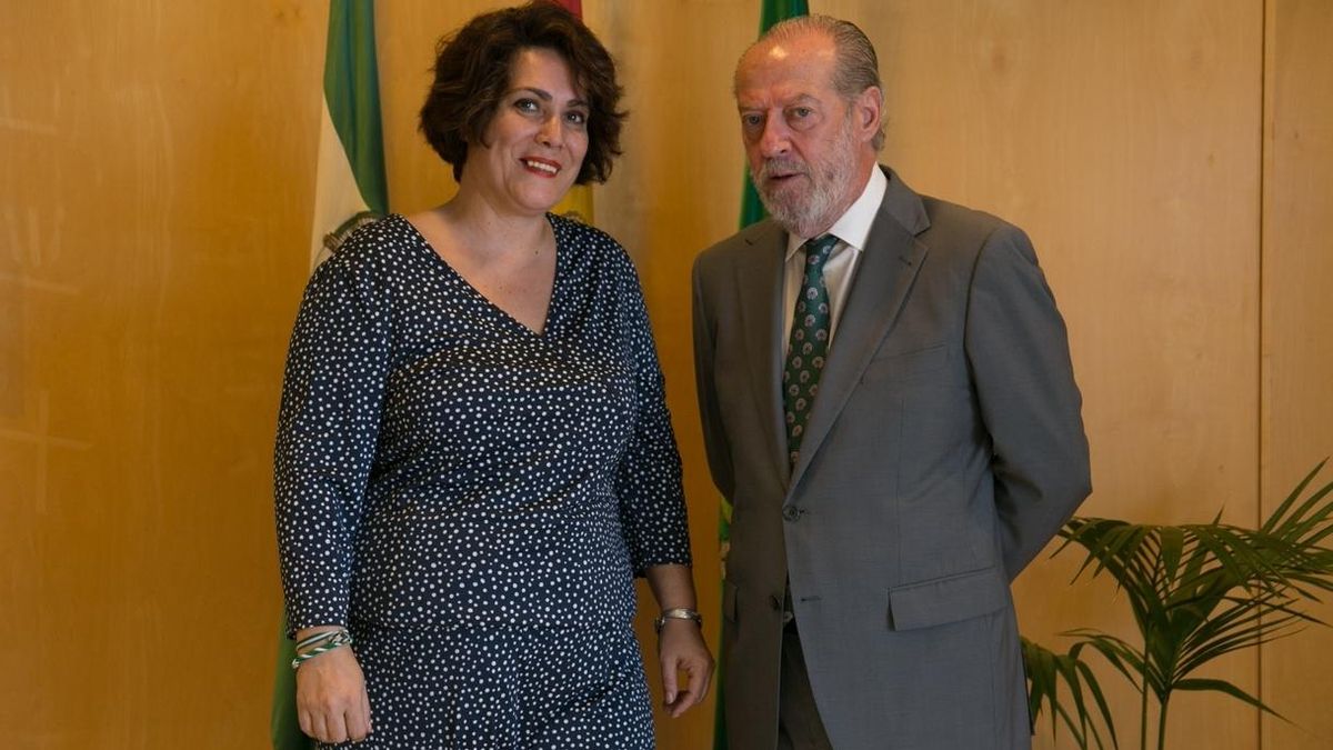 Villalobos analiza con la alcaldesa de Alanís la situación municipal