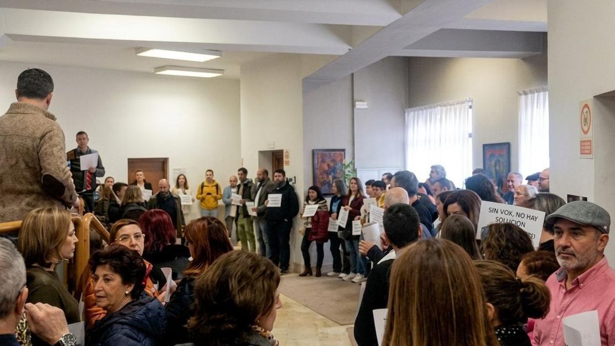 Sonora protesta ante el Consejo de Gobierno de la Universidad de León de la plantilla no docente contra la política de personal