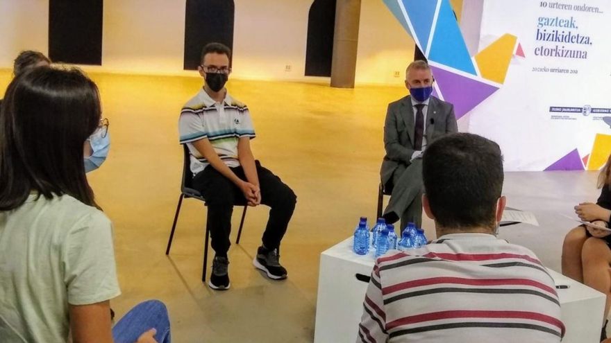 Una infancia marcada por amenazas: "Encontramos en casa una diana con el nombre de mi madre y 'ETA mátala'"