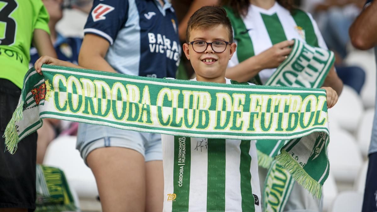 Grada Blanquiverde del Córdoba CF - SD Huesca