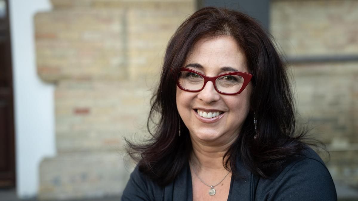 Marcy Shore, profesora de Historia especializada en países eslavos.