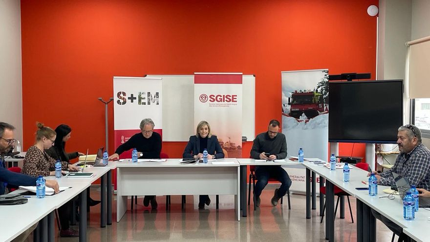 Vox reduce a seis meses el refuerzo de bomberos forestales frente a los hasta ocho que implantó el Botánico