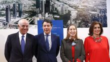 El expresidente del BBVA, Francisco González; el expresidente de la Comunidad de Madrid Ignacio González, la exministra de Fomento Ana Pastor y la exalcaldesa de Madrid Ana Botella, en 2015.