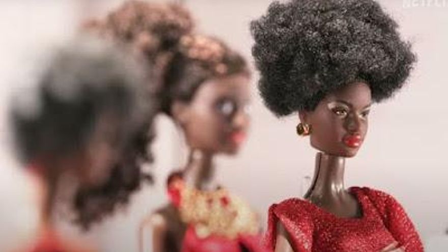 Barbie ve los colores, en especial el negro