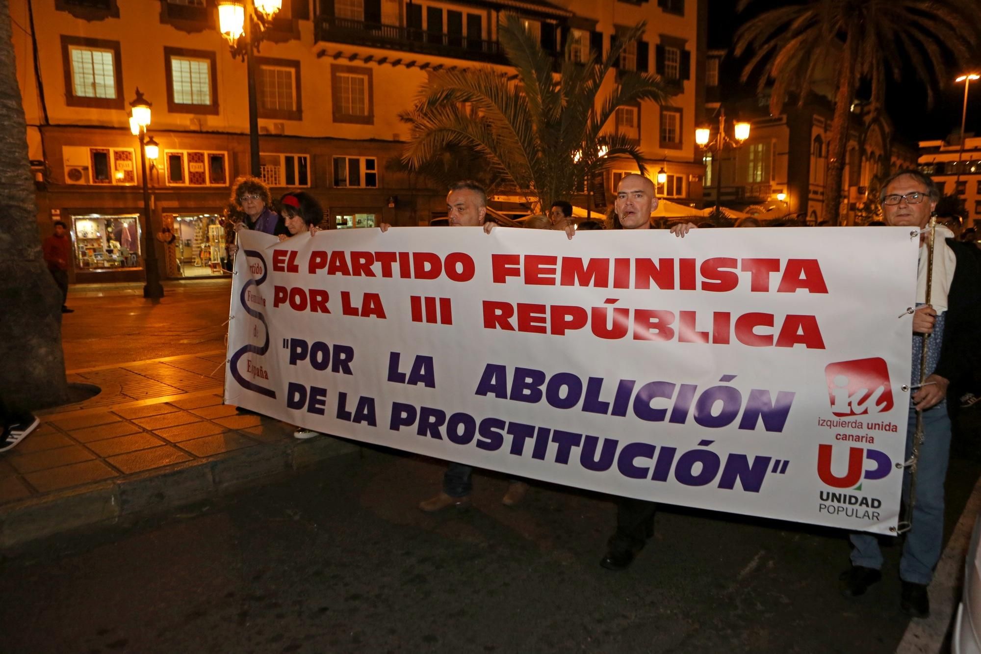 Manifestación contra la violencia machista en Las Palmas de Gran Canaria (ALEJANDRO RAMOS)