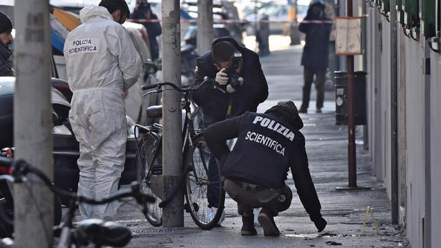 Un artificiero italiano resulta herido al estallar un paquete en Florencia