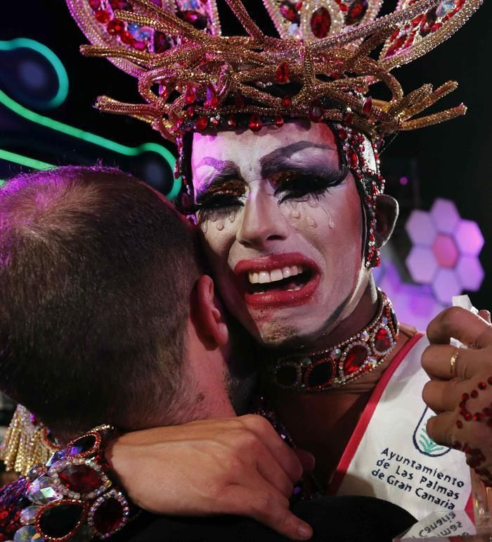 Borja Casillas, Drag Sethlas, al ganar el concurso. EFE/Elvira Urquijo