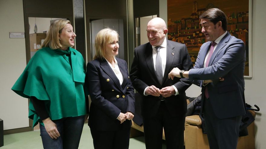 Isabel Blanco, Leticia Garcia, Jesús Julio Carnero y Juan Carlos Suárez-Quiñones.