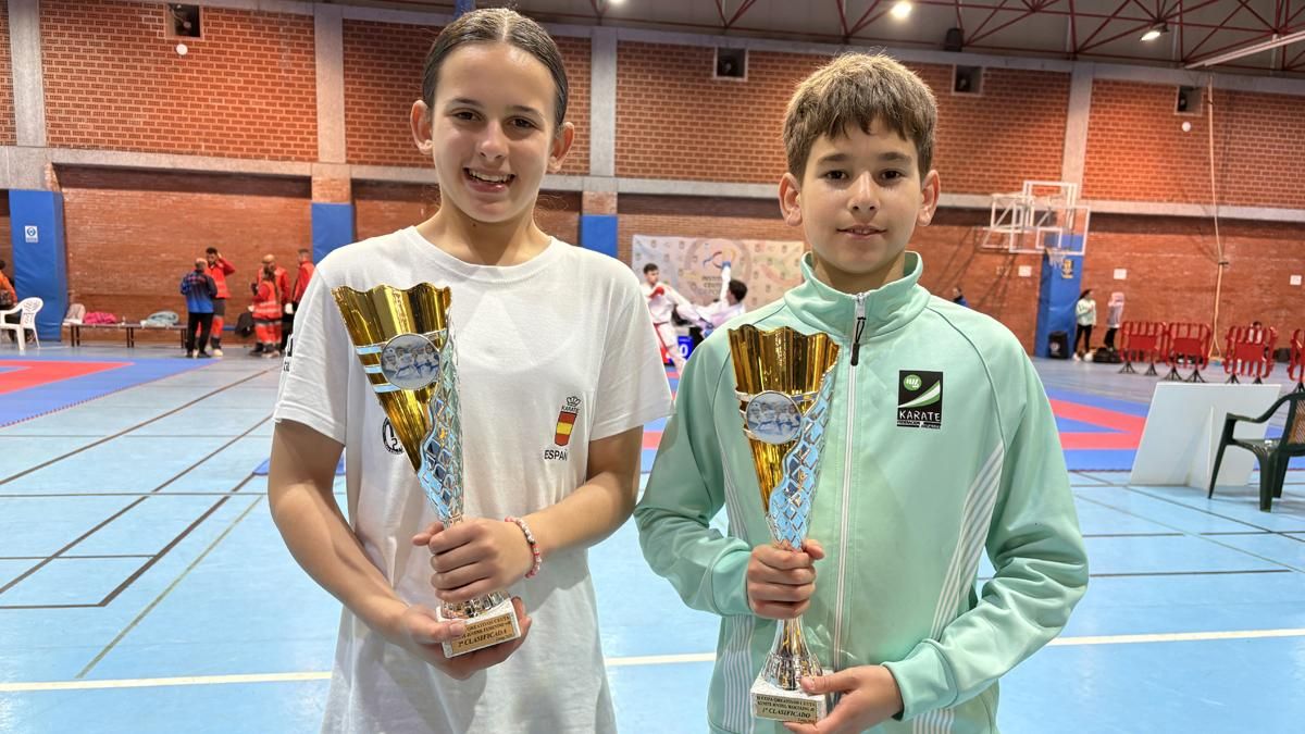 Doble medalla con España para el kárate cordobés