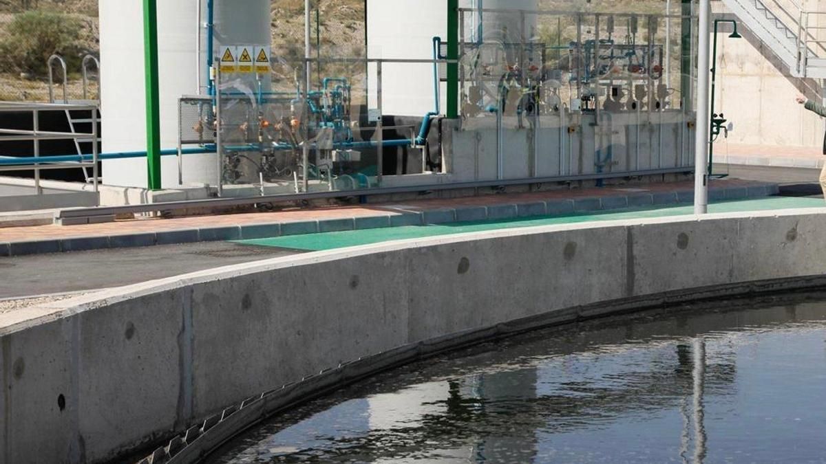 Una estación depuradora de aguas residuales (EDAR) en una imagen de archivo.