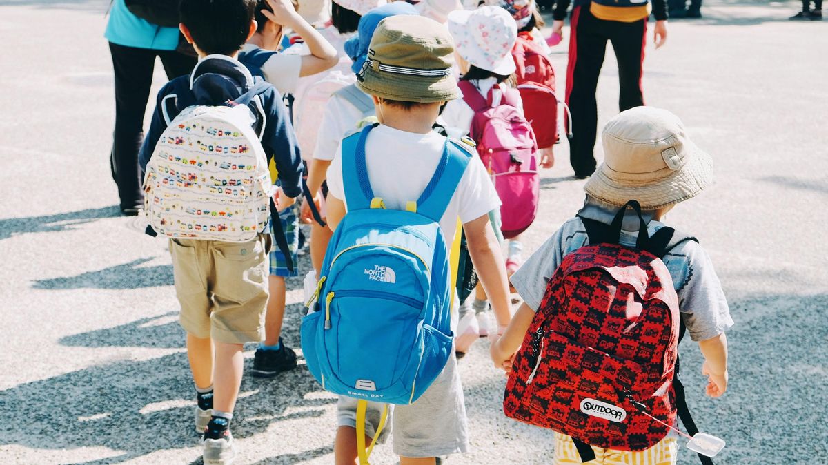 Becas para estudiantes con necesidades específicas: abierto el plazo para solicitar ayudas de apoyo educativo para el curso 2026-2027