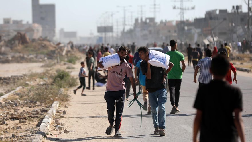 Israel lanza una ofensiva terrestre en el centro Gaza tras una de las mayores masacres en el reparto de alimentos