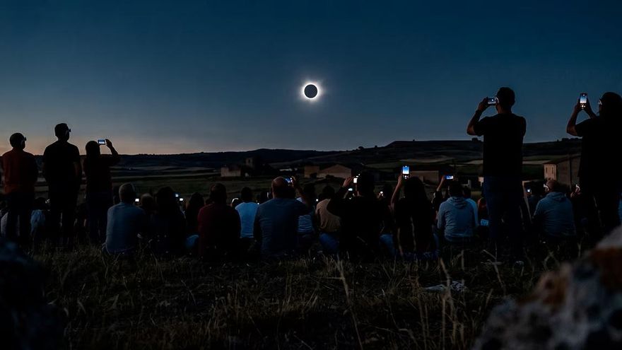 Acelerón del gasto de turistas extranjeros en Guadalajara durante eclipse solar del 12 de agosto, según BBVA Research