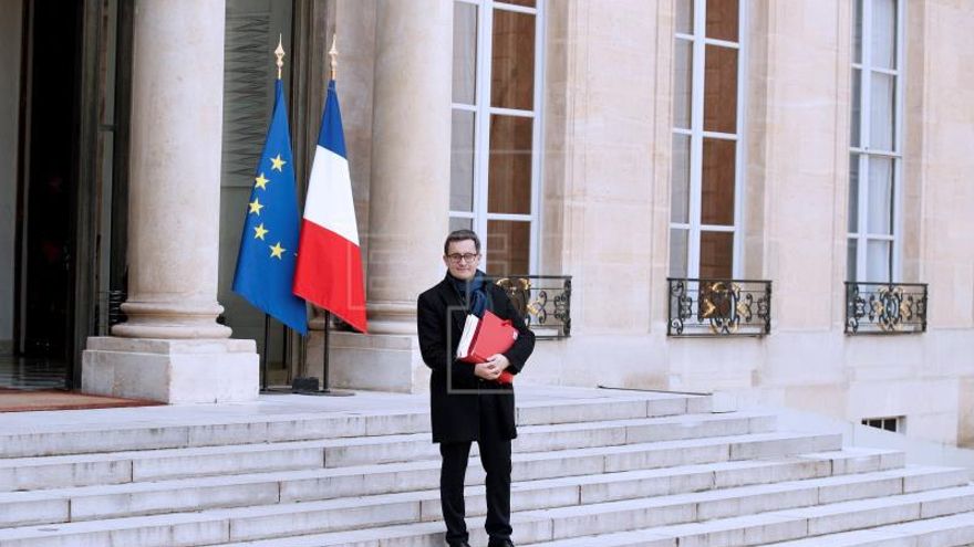 El ministro francés viajará a Italia para explicar la polémica acción policial gala en Italia