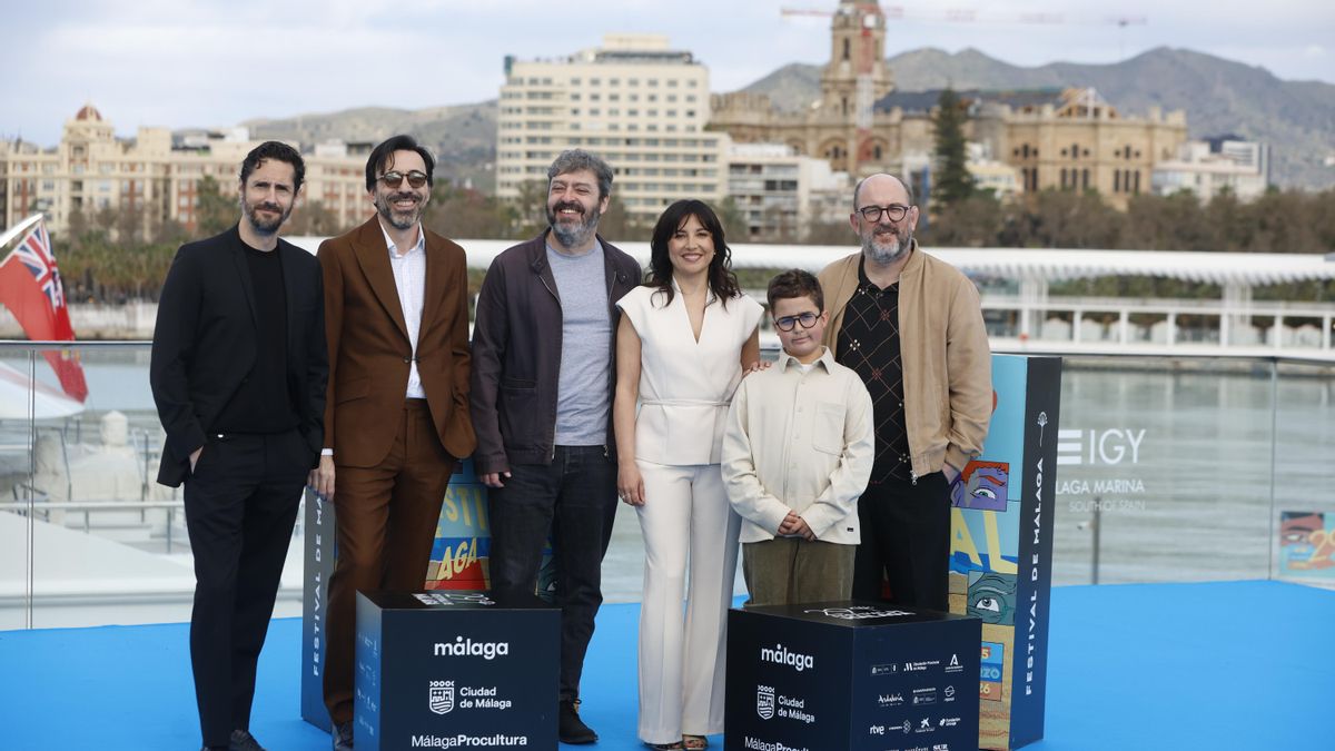 Ser de izquierdas y llevar a tus hijos a un colegio privado, la incoherencia se vuelve comedia en 'Altas capacidades’