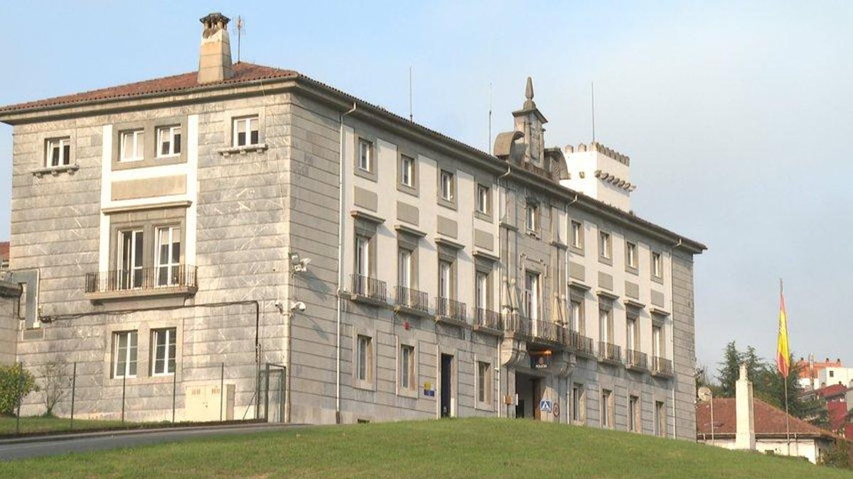 Dependencias de la Policía Nacional en el cuartel de Buenavista, en Oviedo/Uviéu.