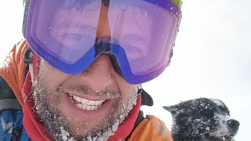 Manuel Merillas convierte el temporal en un reto y sube sobre la nieve 14 veces al Pico Ladreras y 13 a la Piniecha del Burro