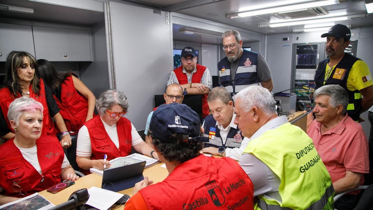 Page hace un llamamiento a la prudencia y pide no señalar a los agricultores por el incendio de La Mierla