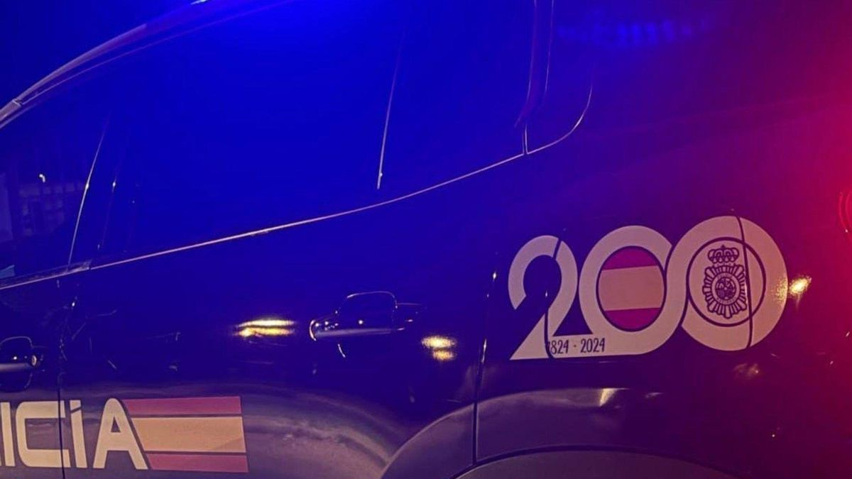 Imagen de archivo de un vehículo de la Policía Nacional