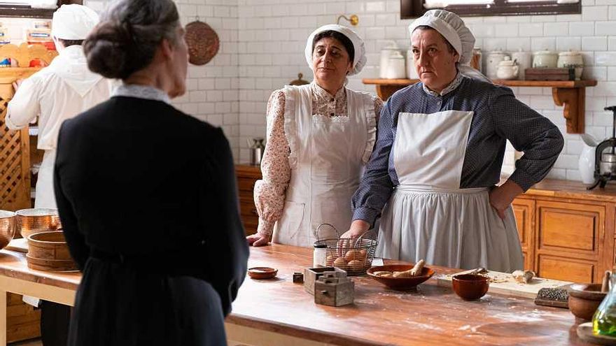 Simona y Candela plantan cara a Petra