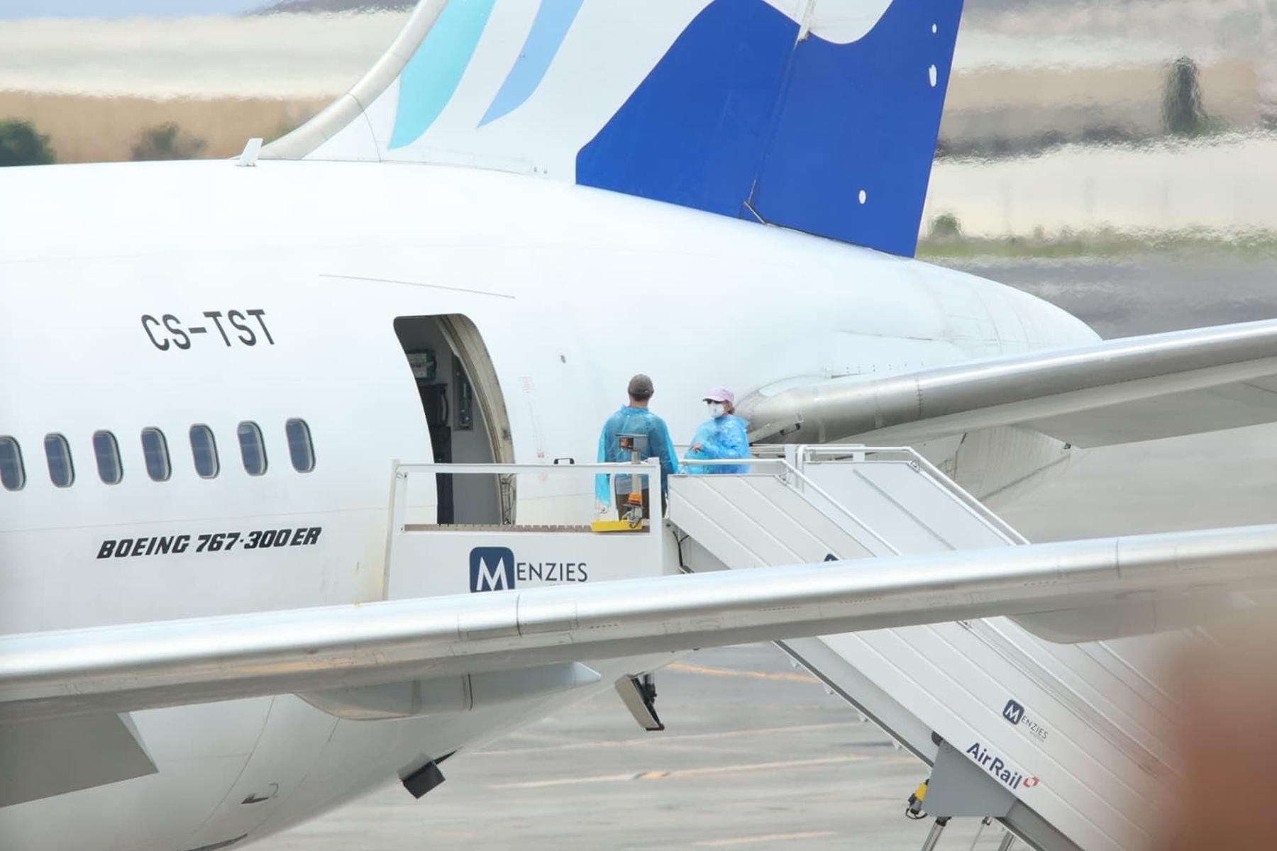 Despega desde Tenerife Sur un segundo avión con pasajeros internacionales del buque Hondius.