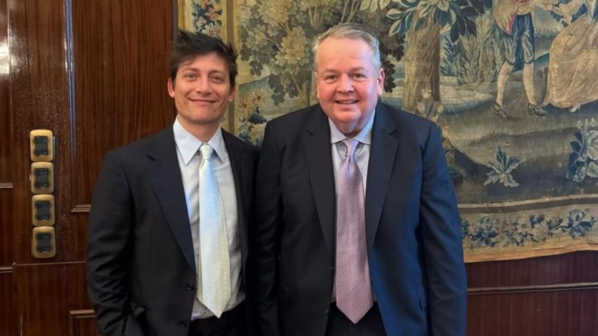 Santiago Caputo y Barry Bennett, asesor de Trump. Foto de su primera visita a la Casa Rosada en marzo.
