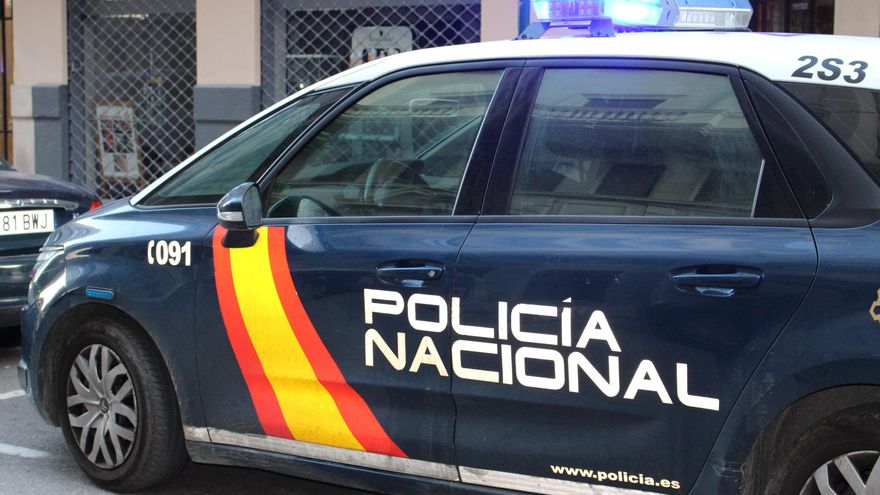 La Policía detiene a un joven por agredir e insultar a un hombre que iba vestido con ropa femenina en Palma