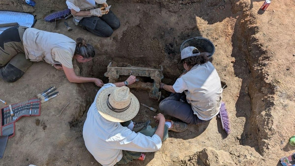 Un carro de bronce único en la Península desvela el comercio de gran lujo entre Tarteso y el Mediterráneo hace 2.500 años