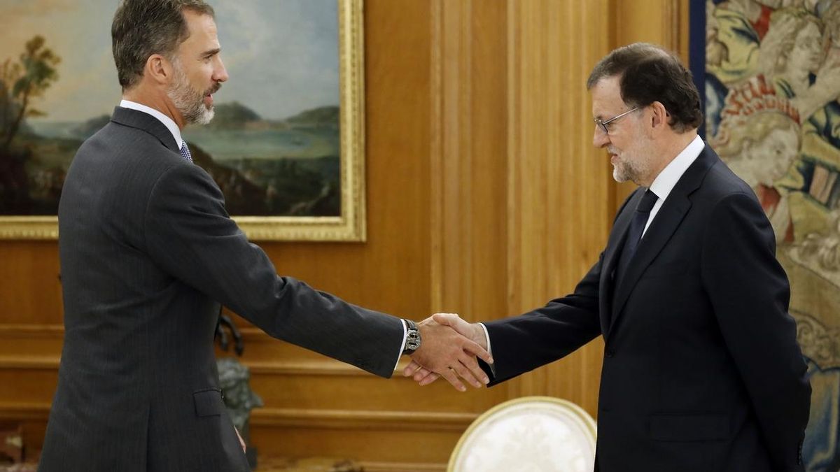 El Gobierno cree que el "desplante mezquino" de Torrent y Colau al Rey pone el riesgo el futuro del MWC en Barcelona