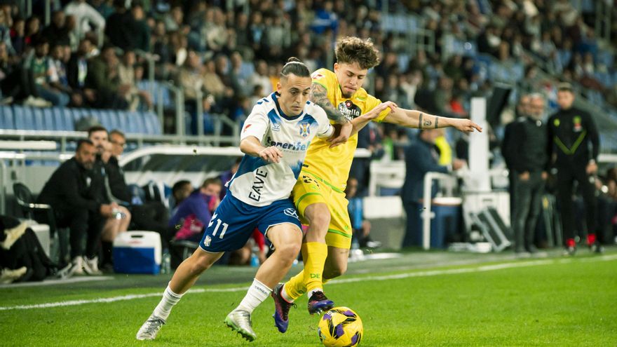 Tercer intento seguido en casa para el Tenerife