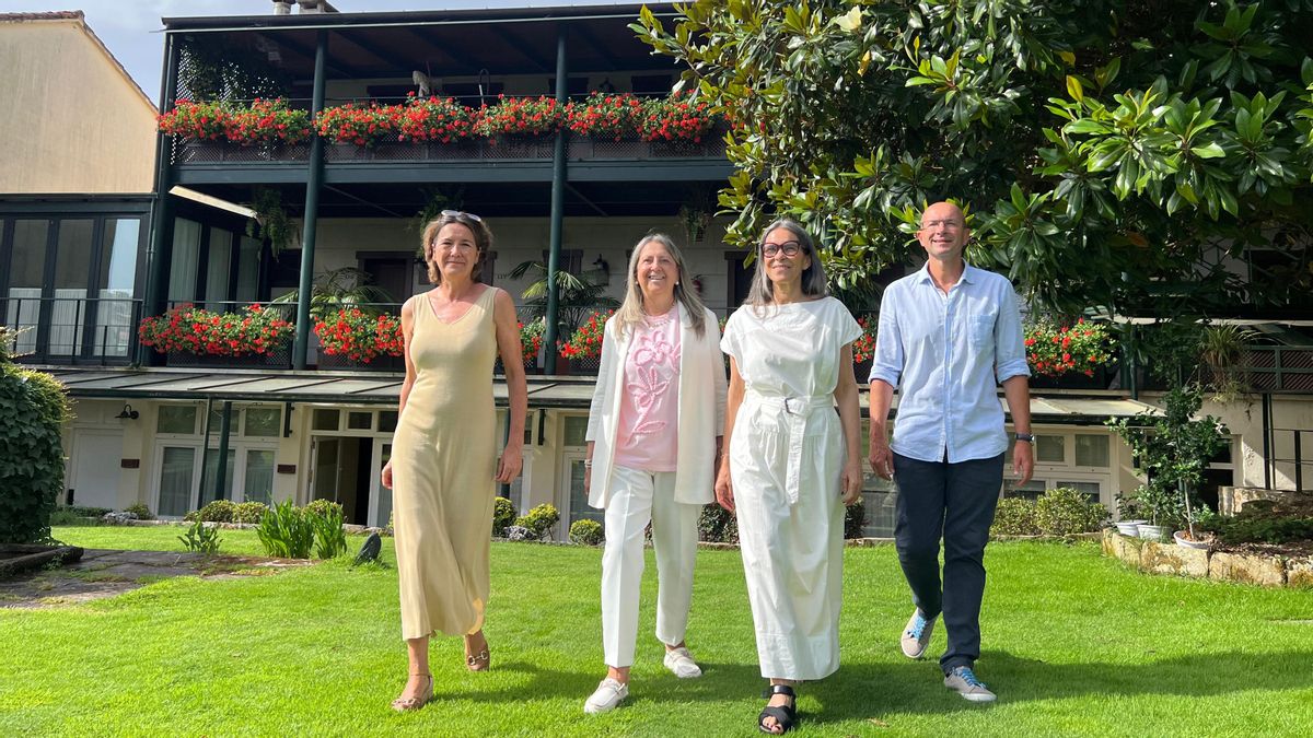 Los cuatro ediles expulsados del PSOE en Santiago concurrirán en las municipales con una candidatura propia