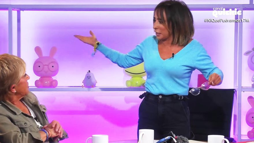 El susto de María Patiño en 'Ni que fuéramos' al anunciar un "bombazo" sobre Cristina Tárrega