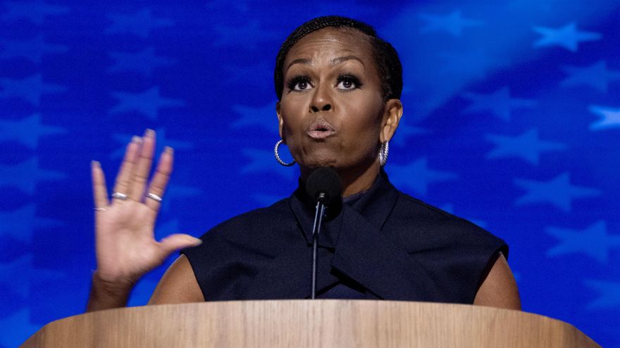 Michelle Obama califica de "pérdida nacional" la demolición del Ala Este de la Casa Blanca