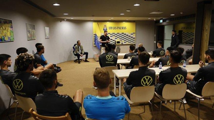 El taller de Integridad de LaLiga imparte una charla sobre valores a la UD Las Palmas