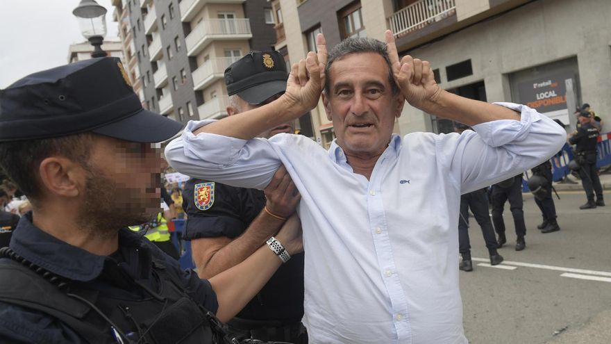 El activista taurino de Vox que defiende la vuelta de las corridas a Gijón: “Los toros no sufren como una violada”