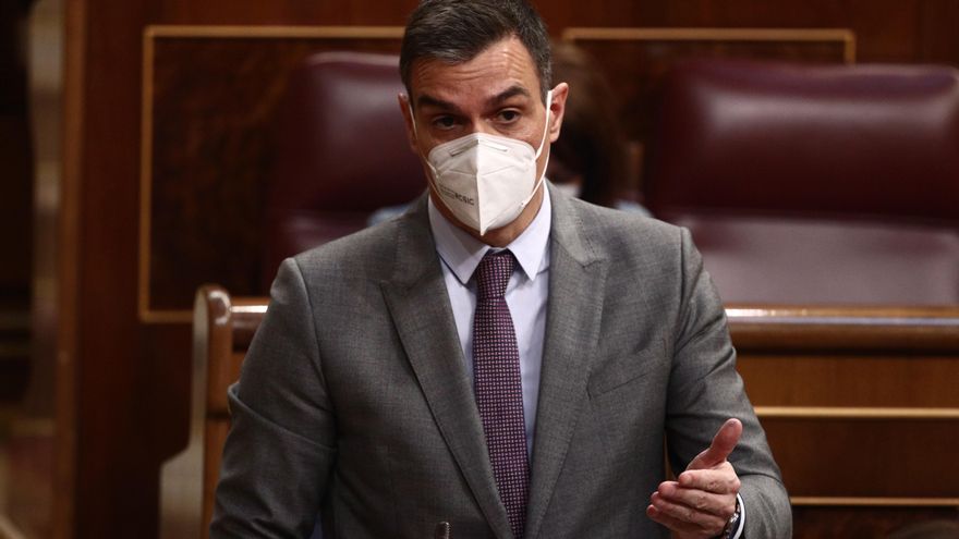 El presidente del Gobierno, Pedro Sánchez, interviene durante una sesión de control al Gobierno en el Congreso