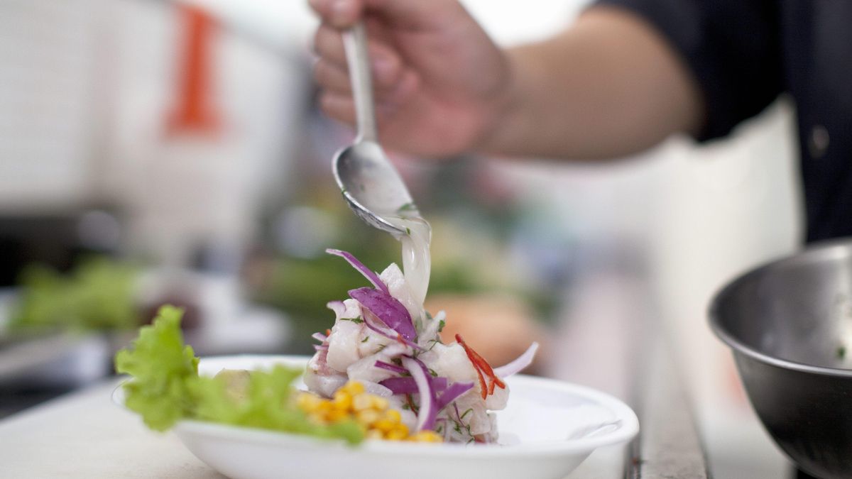 No, la leche de tigre no es lo mismo que el ceviche: las diferencias que no debes olvidar para pedir en un restaurante peruano