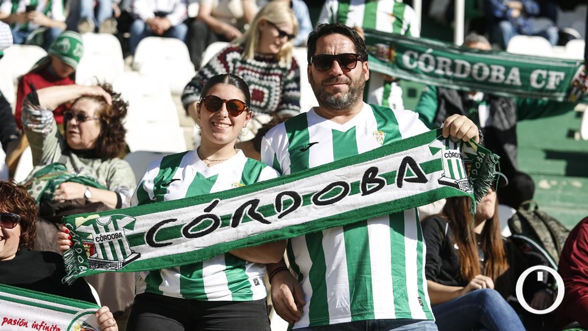 Grada Blanquiverde del Córdoba CF - SD Huesca