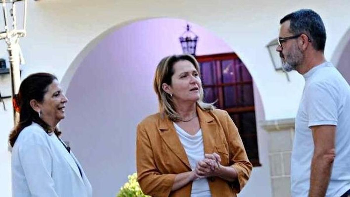 El PSOE dice que “más de 700 facturas” del Ayuntamiento de Los Llanos “estuvieron más de siete meses pendientes de pago”