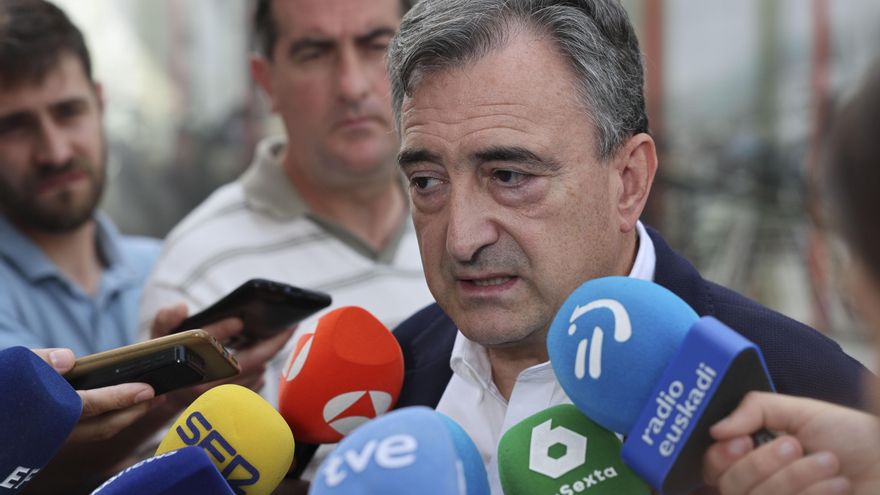 Aitor Esteban pide "más explicaciones" al PSOE
