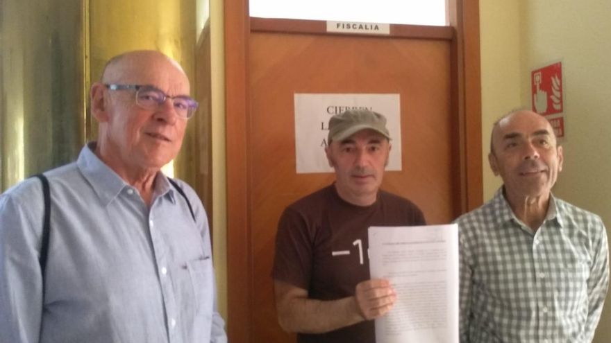 Desmemoriados presenta la denuncia contra Igual y Ceruti ante la Fiscalía