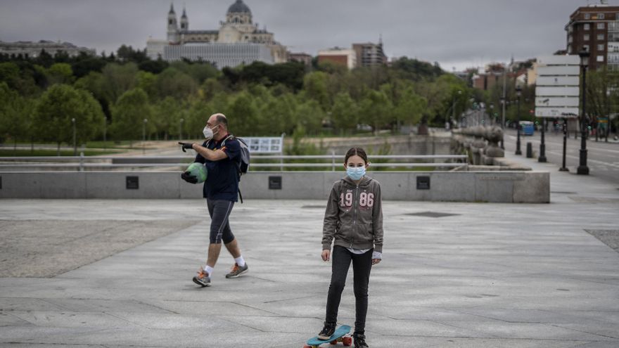 FOTOGALERÍA | El primer día con niños en la calle, en imágenes