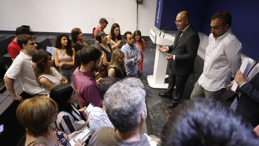 Tellado dice que Feijóo descarta gobernar con Vox: "No habrá coalición"